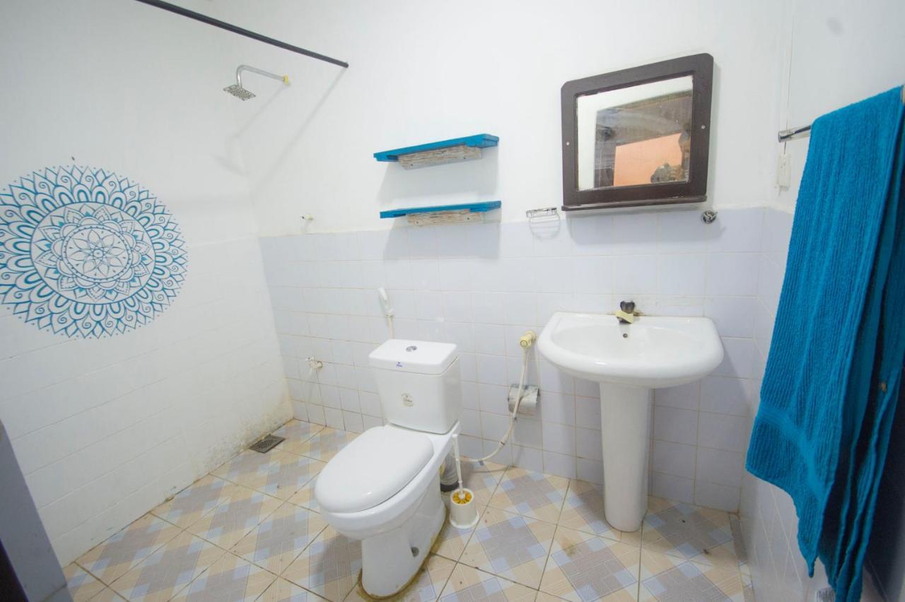 Albergue The West Coast House Ahangama Exterior foto